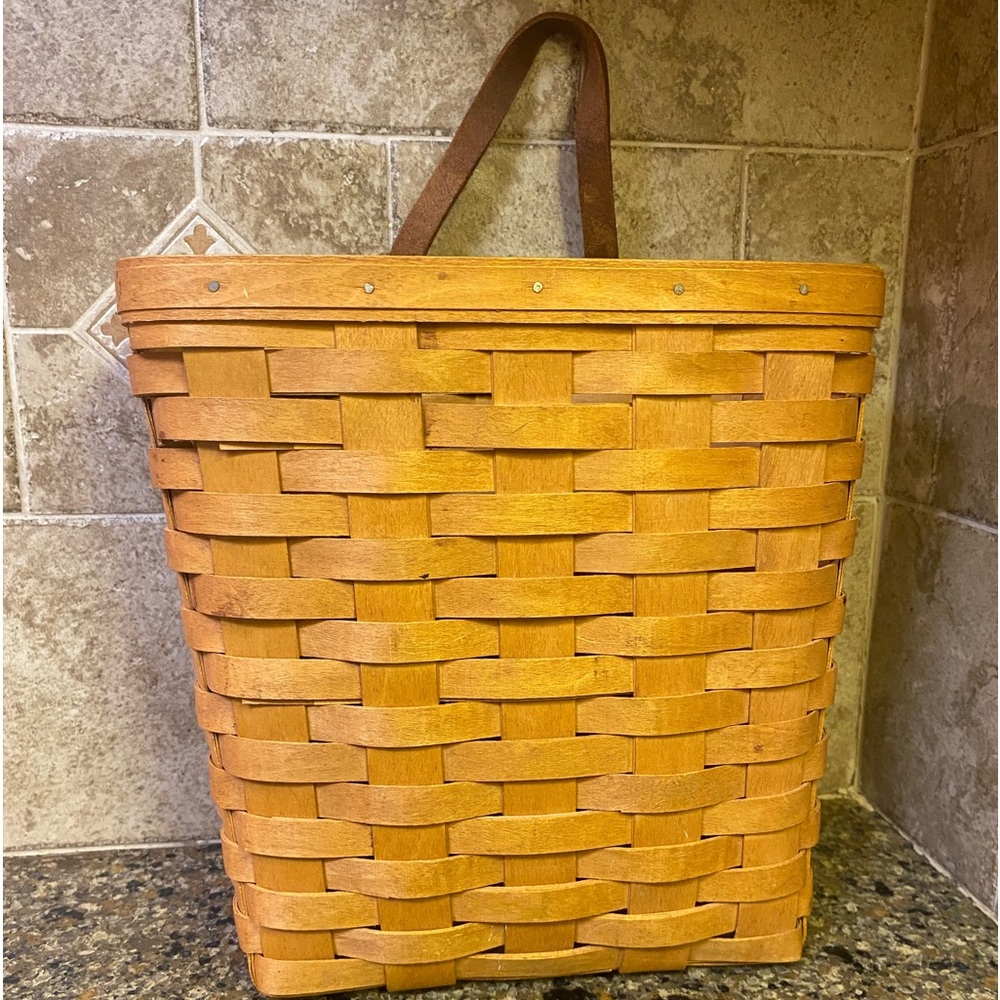 Longaberger 1994 hanging basket